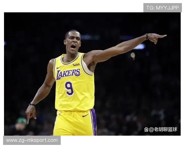 里弗斯＋隆多双教鞭！雄鹿后场体系成型